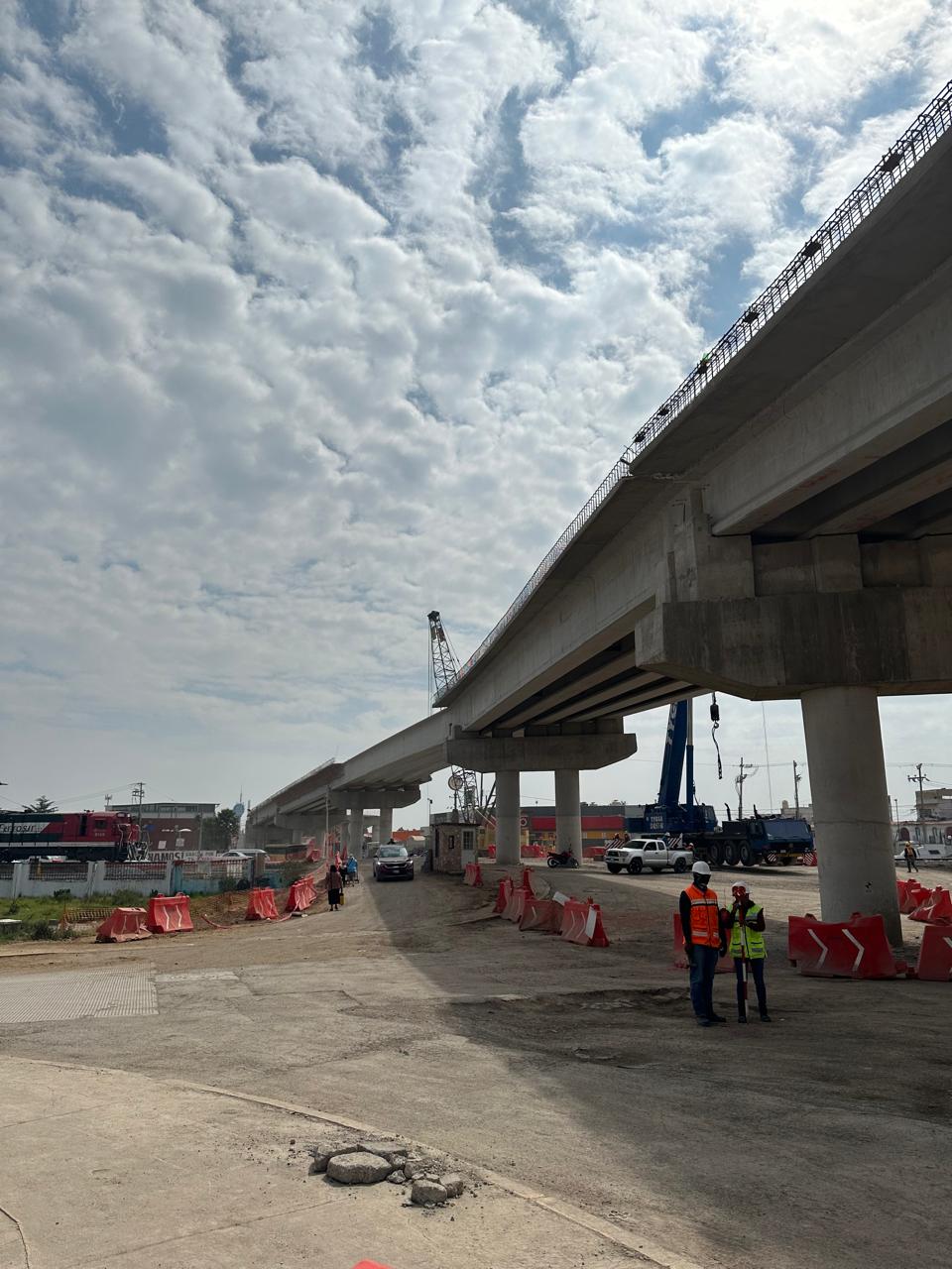 Puente vehicular Prado Sur, localizado en Tultitlán, Estado de México (km 31+130).