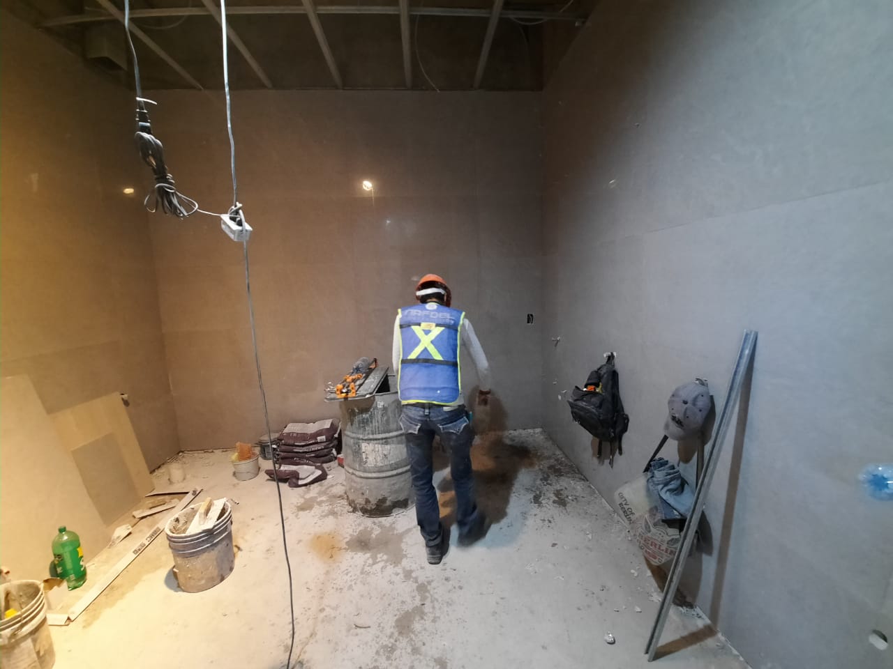 Remodelación de Baños Torre Heredit